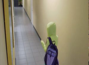 Молодая трахается с шерифом в полицейском участке